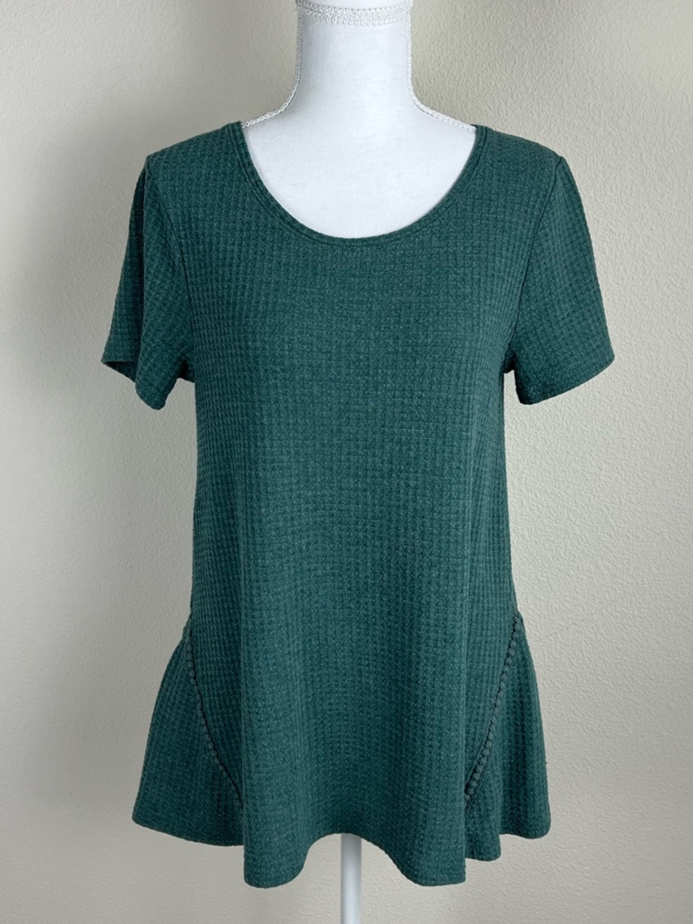 Sonoma Waffle Knit Top Women Medium Green Peplum Short Sleeve Stretch Tee